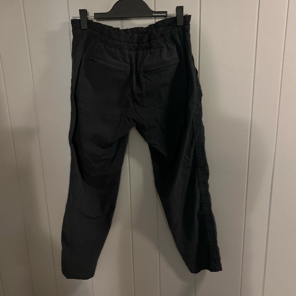 athleta pants - Picture 3 of 6